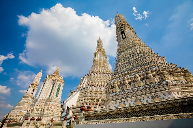 The Best Bangkok Temples - Wat Traimit (Golden Buddha): Chinatown’s major treasure