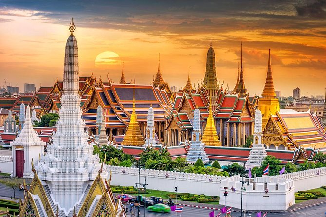 The Best of Bangkok Program Discovery: Half or Full Day Tour - Wat Arun, Wat Pho, and the Grand Palace area: the big temples challenge