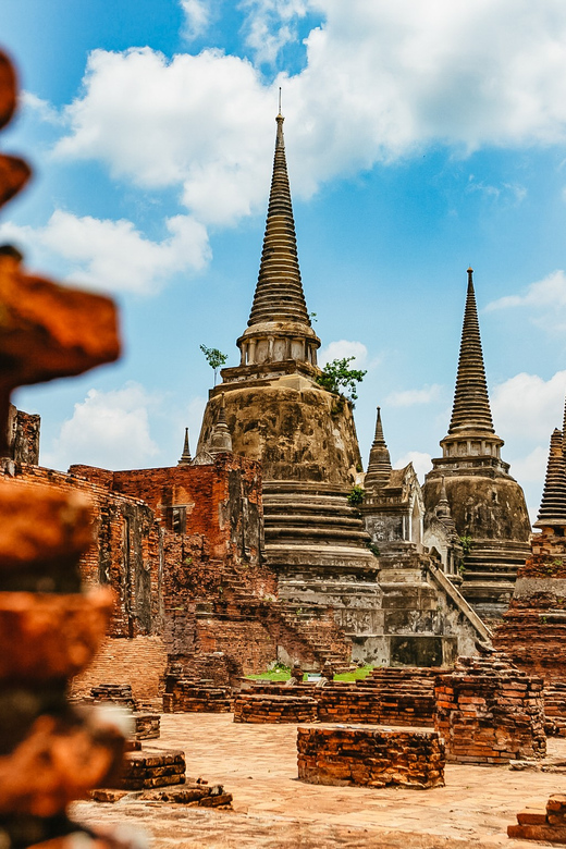 The Old Siam: Ayutthaya Temples Small Group Tour with Lunch - Chao Samphraya National Museum: turning ruins into context