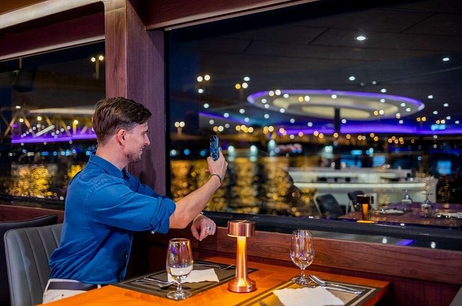 The Opulence Dinner Cruise from Iconsiam Bangkok - Dinner strategy: an international Thai buffet and how to make it work