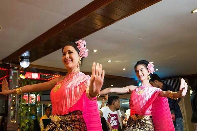 The White Orchid: Chao Phraya Dinner Cruise Experience - Boarding, seating, and why the deck choice can make or break it