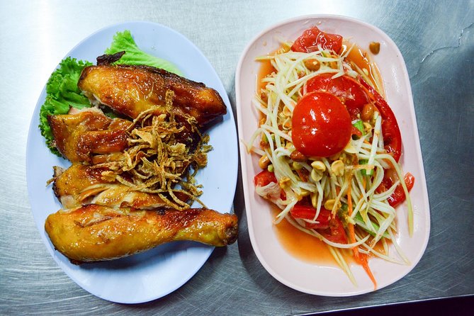 Timeless Thonburi Canal and Food Tour - Long-tail boat to Artist House: seeing Thonburi from the water