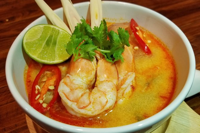 Tingly Thai Cooking Class with Morning Market Tour - Wat Kheak Fresh Market: shopping the ingredients you’ll actually use
