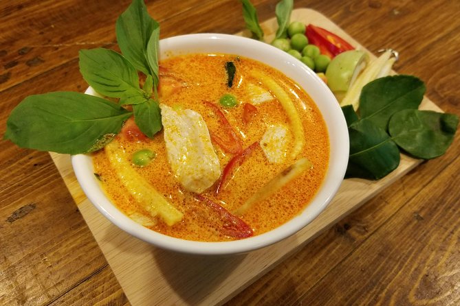 Tingly Thai Cooking School Evening Class - An Evening Thai Cooking Class That Actually Feeds You