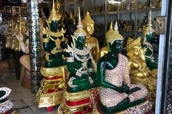 Top Highlight Bangkok Sights. Walking tour with Fun Local Guide! - Wat Traimit (Temple of the Golden Buddha): the story behind the start