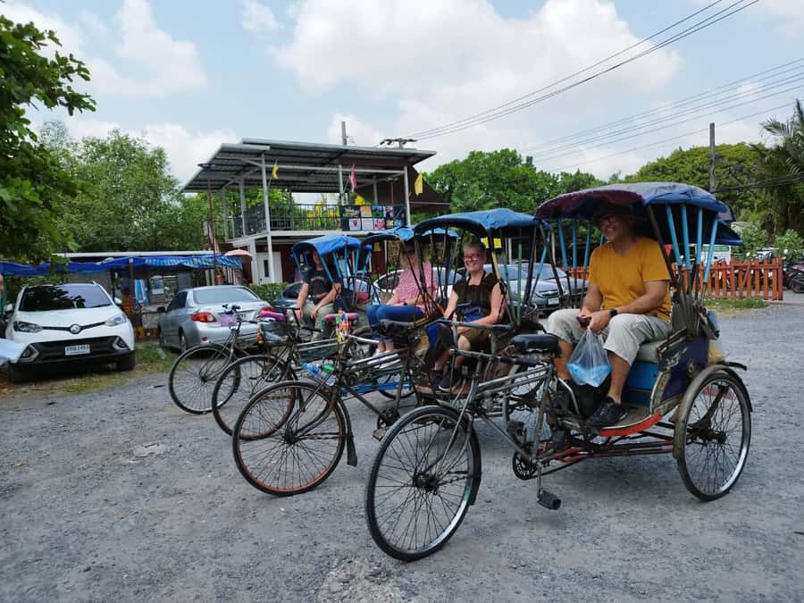 Tuk-Tuk, Longtail-boat and Rickshaw Bangkok jungle Tour - Temple stop and Muay Thai gym: culture, not just sightseeing