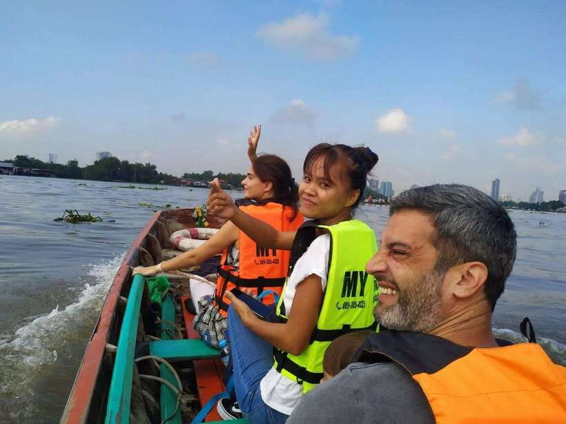 Twilight Firefly Bangkok Bicycle Tour - Meeting at Khlong Toei Pier: the exact spot and how to get there