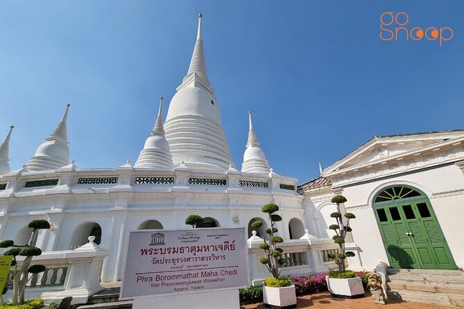Unseen Bangkok Tour with Detective Game - The Lady of Kudichin - Thonburi lanes by the Chao Phraya: what you are really seeing