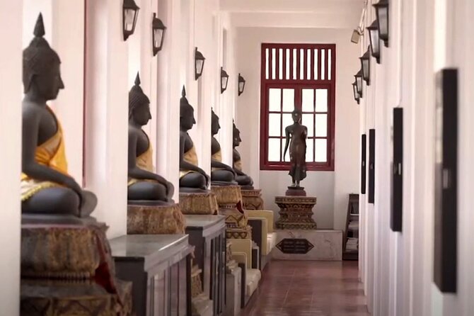 Visit temples in and around Bangkok with a former monk of 10 years - You choose the day: timing, pacing, and a hotel start