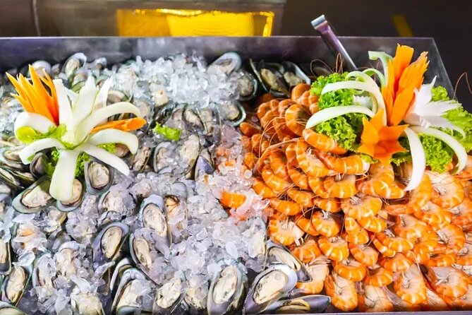 VIVA Alangka River Cruise: Dining & Cabaret Delight - VIVA Alangka on the Chao Phraya: 2 hours that feel like a night out
