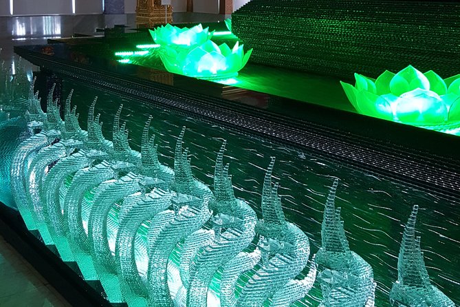Wat Paknam Walking Tour - Guide Champ, Group Pacing, and How the Walk Feels