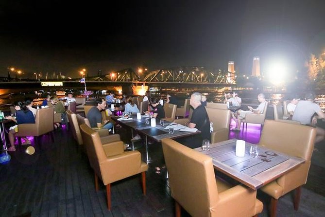 Wonderful Pearl Dinner Cruise - Dinner on board: buffet value, with a reality check