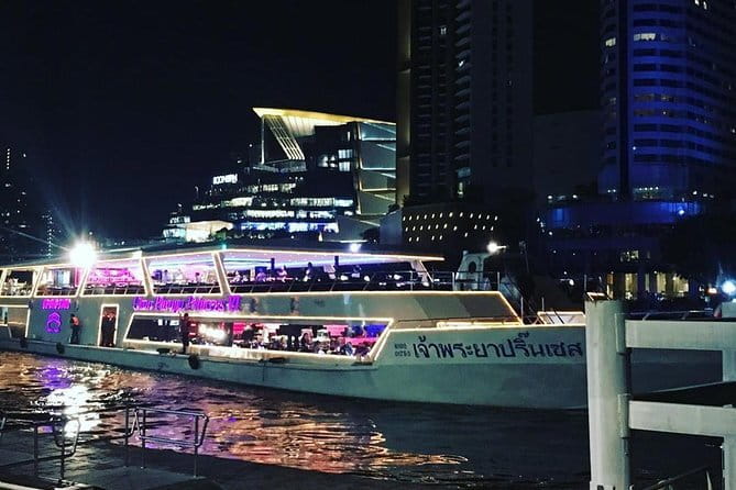 Wonderful Pearl Dinner Cruise in Bangkok - Dinner on the Chao Phraya: Thai and Seafood Buffet Done the Easy Way